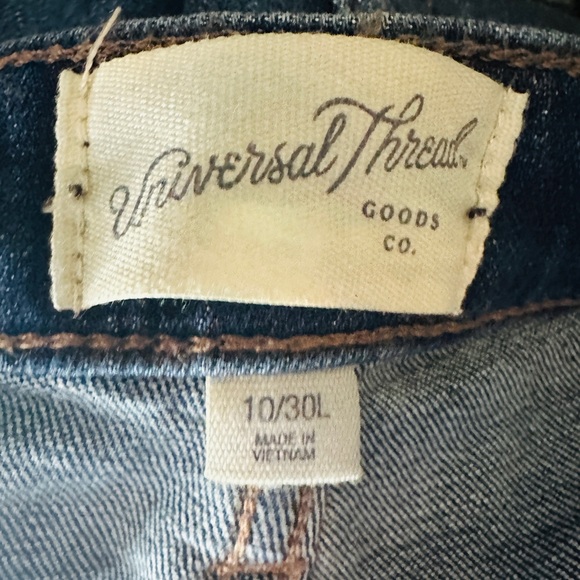 Universal Thread High Rise Straight - Picture 9 of 9